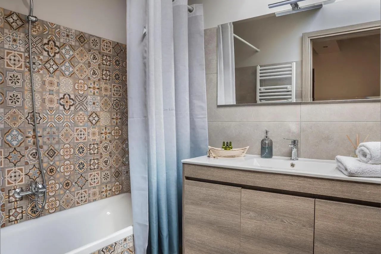 Grand View Maisonette Аргостолион Апартаменты